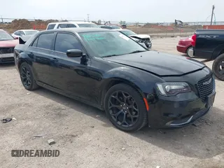 2019 Chrysler 300 Touring with VIN 2C3CCAAG7KH590626, listed as a IAAI auction lot 41769577 with 61,343 mi miles. Bid and sale history available at carsss.com. Image 1.