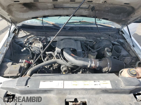2000 Ford F-150 XL with VIN 1FTRX17W2YNB05575, listed as a Copart auction lot 86606934 with 0 mi miles and Salvage Title. Bid and sale history available at carsss.com. Image 13.