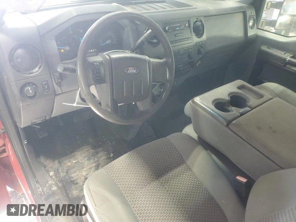 2011 Ford F-350 XL with VIN 1FTRF3B6XBEB58330, listed as a Copart auction lot 46104375 with 125,438 mi miles and Clean title. Bid and sale history available at DreamBid. Image 8.