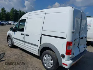 2013 Ford Transit Connect XLT z VIN NM0LS7BN1DT142402, wystawiony jako IAAI lot #42704844 z przebiegiem 127 148 mil mil oraz . Historia ofert i sprzedaży dostępna na DreamBid. Obrazek 3.