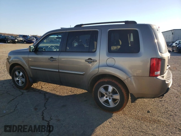 2010 Honda Pilot EX with VIN 5FNYF3H49AB002536, listed as a Copart auction lot 87884825 with 130,108 mi miles and Salvage Title. Bid and sale history available at carsss.com. Image 2.