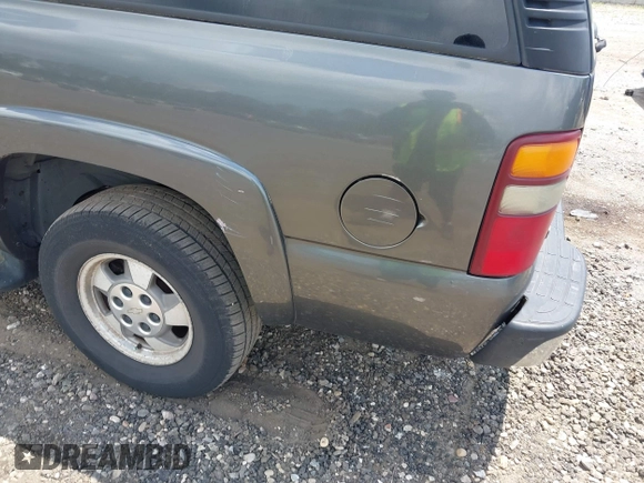 2002 Chevrolet Suburban LT z VIN 1GNFK16Z52J310536, wystawiony jako IAAI lot #42681583 z przebiegiem 197 076 mil mil oraz . Historia ofert i sprzedaży dostępna na DreamBid. Obrazek 6.