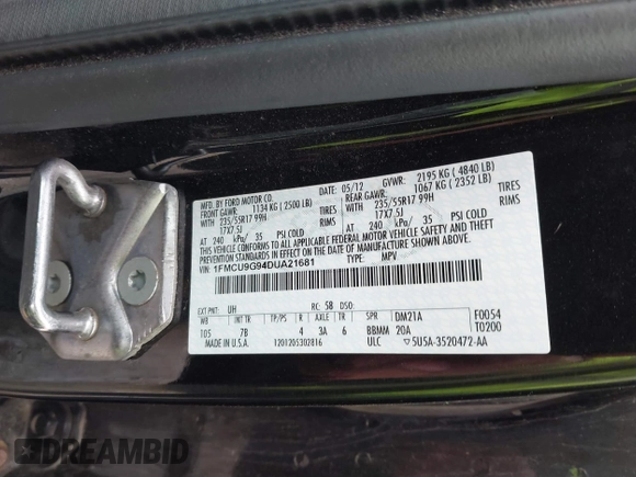 2013 Ford Escape SE with VIN 1FMCU9G94DUA21681, listed as a IAAI auction lot 42057896 with 197,257 mi miles. Bid and sale history available at carsss.com. Image 9.