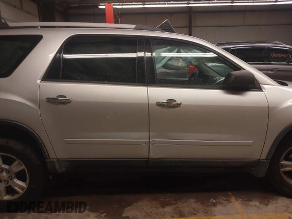 2010 GMC Acadia SLE z VIN 1GKLVLED0AJ238555, wystawiony jako IAAI lot #41856139 z przebiegiem 146 775 mil mil oraz . Historia ofert i sprzedaży dostępna na DreamBid. Obrazek 13.