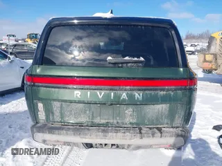 2024 Rivian R1S Adventure with VIN 7PDSGBBA9RN042780, listed as a IAAI auction lot 41440424 with 10,747 mi miles. Bid and sale history available at carsss.com. Image 17.