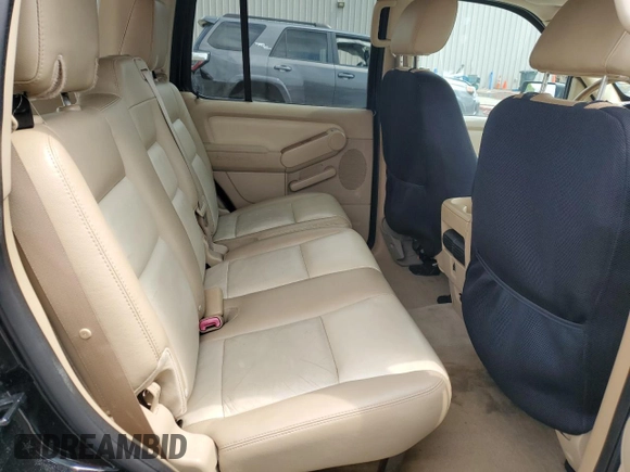 2006 Ford Explorer Eddie Bauer z VIN 1FMEU64E76UA13490, wystawiony jako Copart lot #53865245 z przebiegiem 166 223 mil mil oraz Szkoda całkowita • Salvage title. Historia ofert i sprzedaży dostępna na DreamBid. Obrazek 11.