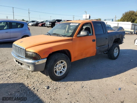 2001 Dodge Dakota Sport with VIN 1B7GL2AZ11S102511, listed as a Copart auction lot 73151804 with 261,204 mi miles and Salvage Title. Bid and sale history available at carsss.com. Image 1.