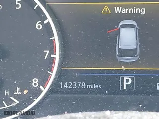 2015 Nissan Murano SV with VIN 5N1AZ2MH1FN254216, listed as a IAAI auction lot 41989152 with 142,378 mi miles. Bid and sale history available at carsss.com. Image 16.