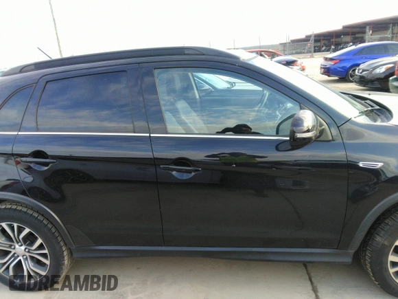 2016 Mitsubishi Outlander Sport 2.4 SEL with VIN JA4AP4AW4GZ048126, listed as a IAAI auction lot 41561876 with 115,049 mi miles. Bid and sale history available at carsss.com. Image 13.