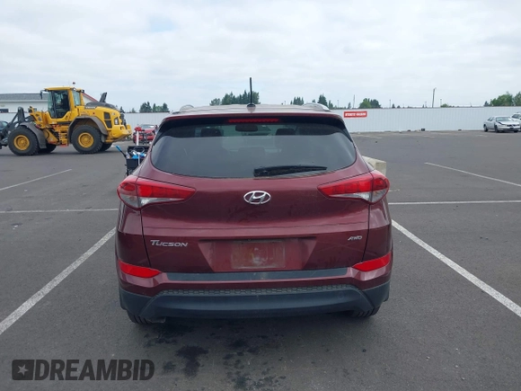 2016 Hyundai Tucson SE z VIN KM8J3CA47GU211841, wystawiony jako IAAI lot #42465483 z przebiegiem 140 666 mil mil oraz . Historia ofert i sprzedaży dostępna na DreamBid. Obrazek 16.