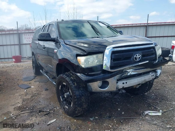 2010 Toyota Tundra 4WD Truck with VIN 5TFUW5F14AX121698, listed as a IAAI auction lot 41582570 with 1 mi miles. Bid and sale history available at carsss.com. Image 1.