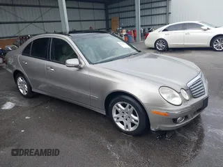 2007 Mercedes-Benz E 320 with VIN WDBUF22X17B033107, listed as a IAAI auction lot 42088387 with 299,938 mi miles and . Bid and sale history available at DreamBid. Image 1.