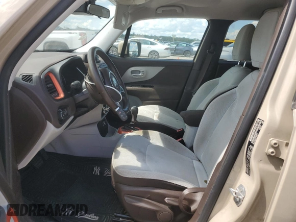 2015 Jeep Renegade Latitude with VIN ZACCJABT0FPB53850, listed as a Copart auction lot 56429575 with 135,241 mi miles and Clean Title. Bid and sale history available at DreamBid. Image 7.