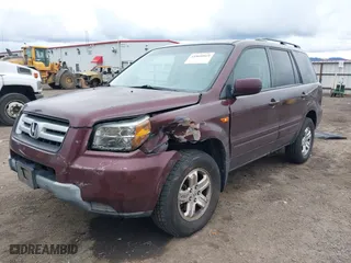 2008 Honda Pilot VP with VIN 5FNYF18268B003608, listed as a IAAI auction lot 41868869 with 184,324 mi miles. Bid and sale history available at carsss.com. Image 2.
