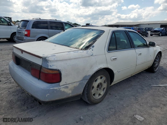 1998 Cadillac Seville SLS with VIN 1G6KS54Y8WU923248, listed as a Copart auction lot 60958384 with 156,041 mi miles and Clean Title. Bid and sale history available at carsss.com. Image 3.