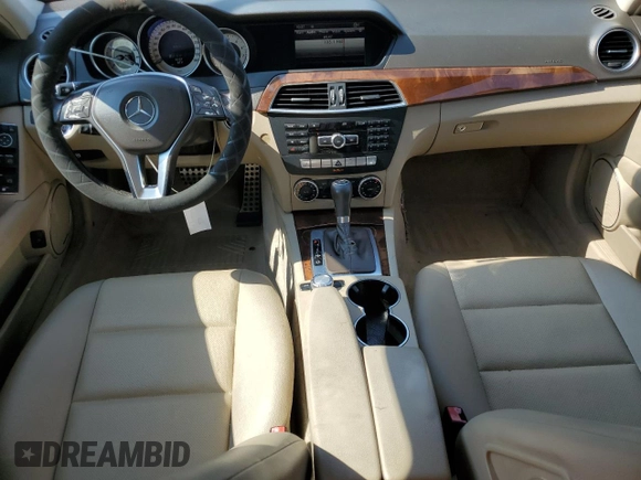 2014 Mercedes-Benz C 350 Sport with VIN WDDGF5HBXEA913811, listed as a Copart auction lot 67726284 with 67,814 mi miles and Salvage Title. Bid and sale history available at DreamBid. Image 8.