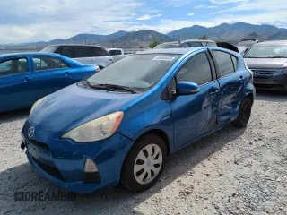 2013 Toyota Prius One z VIN JTDKDTB37D1554688, wystawiony jako Copart lot #60040445 z przebiegiem 173 950 mil mil oraz Czysty tytuł • Clean title. Historia ofert i sprzedaży dostępna na DreamBid. Obrazek 1.