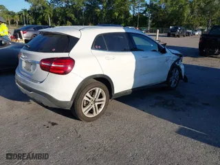 2019 Mercedes-Benz GLA with VIN WDCTG4EB1KJ551894, listed as a IAAI auction lot 41807453 with 81,606 mi miles. Bid and sale history available at carsss.com. Image 4.