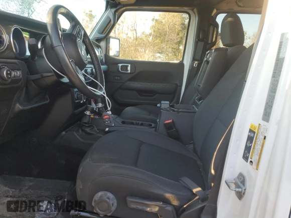 2020 Jeep Gladiator Overland z VIN 1C6HJTFG5LL180415, wystawiony jako Copart lot #45934625 z przebiegiem 13 949 mil mil oraz Szkoda całkowita • Salvage title. Historia ofert i sprzedaży dostępna na DreamBid. Obrazek 7.