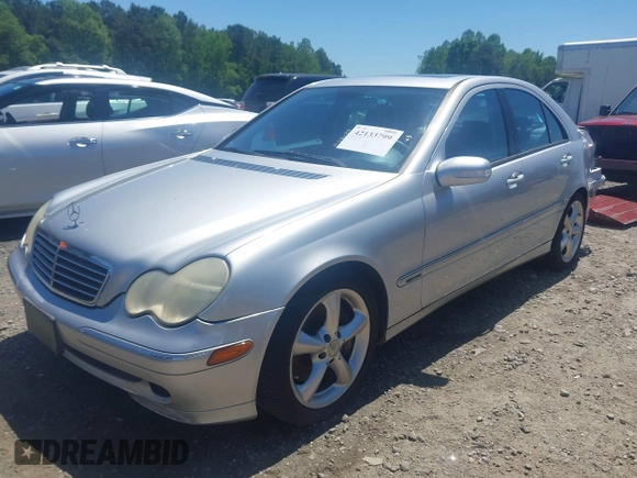 2004 Mercedes-Benz C 230 Kompressor with VIN WDBRF40J84F511575, listed as a IAAI auction lot 42133799 with 120,633 mi miles and . Bid and sale history available at DreamBid. Image 17.
