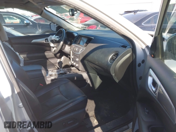 2017 Nissan Pathfinder SL with VIN 5N1DR2MM8HC643461, listed as a IAAI auction lot 40992227 with 192,634 mi miles. Bid and sale history available at carsss.com. Image 5.