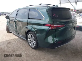 2023 Toyota Sienna Platinum z VIN 5TDERKEC3PS179779, wystawiony jako IAAI lot #41939874 z przebiegiem 12 885 mil mil oraz . Historia ofert i sprzedaży dostępna na DreamBid. Obrazek 3.
