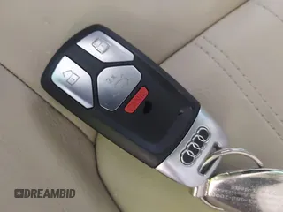 2020 Audi Q5 Premium z VIN WA1ANAFY2L2022805, wystawiony jako IAAI lot #42483481 z przebiegiem 21 195 mil mil oraz . Historia ofert i sprzedaży dostępna na DreamBid. Obrazek 11.