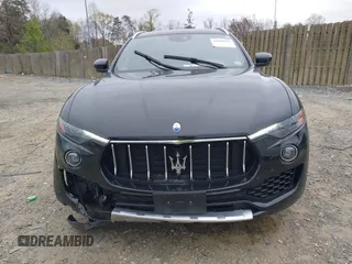 2017 Maserati Levante with VIN ZN661XUL6HX228414, listed as a IAAI auction lot 41898323 with 55,618 mi miles. Bid and sale history available at carsss.com. Image 12.