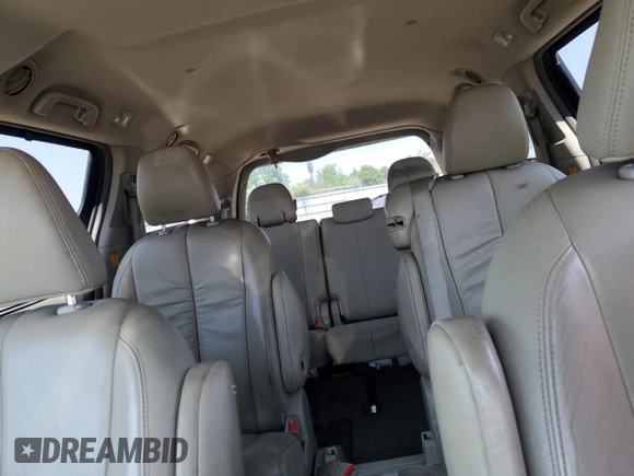 2012 Toyota Sienna XLE AAS с VIN 5TDYK3DC8CS213413, выставлен на аукционе Copart как лот 58670965 с пробегом 175 213 миль миль и Списание • Salvage title. История ставок и продаж доступна на DreamBid. Изображение 10.