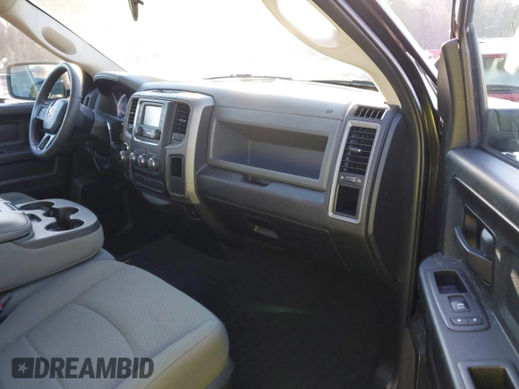 2018 Ram 1500 Express with VIN 1C6RR7FG1JS113902, listed as a IAAI auction lot 41406366 with 97,815 mi miles. Bid and sale history available at carsss.com. Image 5.