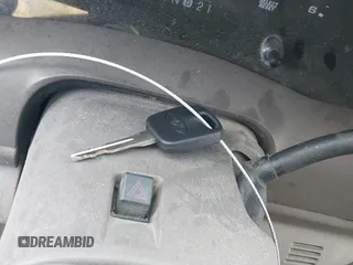 2004 Ford Excursion с VIN 1FMNU44S24EA00941, выставлен на аукционе IAAI как лот 42523737 с пробегом 162 528 миль миль и . История ставок и продаж доступна на DreamBid. Изображение 11.