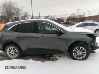 2022 Ford Escape SE with VIN 1FMCU9G61NUB97448, listed as a IAAI auction lot 41567257 with 50,485 mi miles. Bid and sale history available at carsss.com. Image 13.