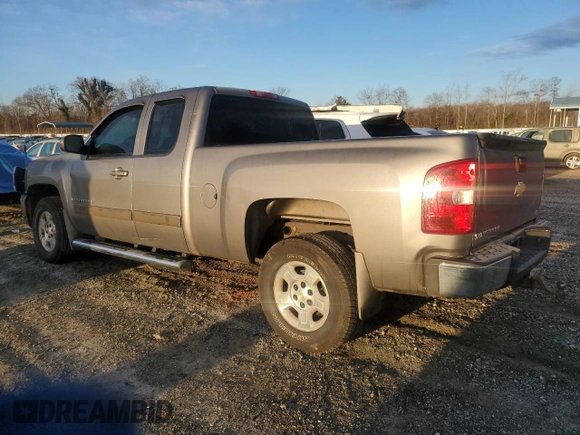 2007 Chevrolet Silverado 1500 LT w/1LT with VIN 2GCEC19J971643783, listed as a Copart auction lot 86998484 with 266,158 mi miles and Salvage Title. Bid and sale history available at carsss.com. Image 2.