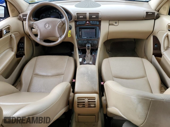 2003 Mercedes-Benz C 240 с VIN WDBRF81J83F377073, выставлен на аукционе Copart как лот 72051204 с пробегом Не указан миль и На запчасти • Non repairable. История ставок и продаж доступна на DreamBid. Изображение 8.
