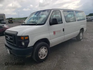 2008 Ford Econoline Passenger XL with VIN 1FMNE11W58DB33613, listed as a Copart auction lot 59142445 with 70,107 mi miles and Salvage title. Bid and sale history available at DreamBid. Image 1.