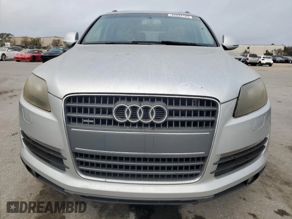2008 Audi Q7 3.6L with VIN WA1AY74L08D033850, listed as a Copart auction lot 45222125 with 148,940 mi miles and Salvage Title. Bid and sale history available at carsss.com. Image 5.