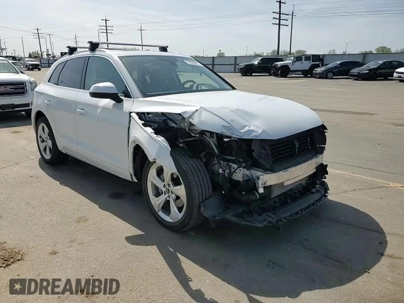 2021 Audi Q5 Premium Plus with VIN WA1BAAFYXM2051891, listed as a Copart auction lot 52320605 with 26,747 mi miles and Salvage Title. Bid and sale history available at carsss.com. Image 12.