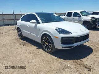 2020 Porsche Cayenne z VIN WP1BH2AY9LDA68083, wystawiony jako IAAI lot #42114933 z przebiegiem 16 850 mil mil oraz . Historia ofert i sprzedaży dostępna na DreamBid. Obrazek 1.