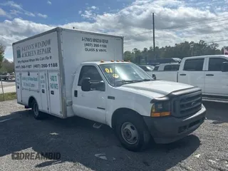 2001 Ford F-350 with VIN 1FDWF36F01ED35135, listed as a Copart auction lot 46127475 with 295,373 mi miles and Clean title. Bid and sale history available at DreamBid. Image 1.