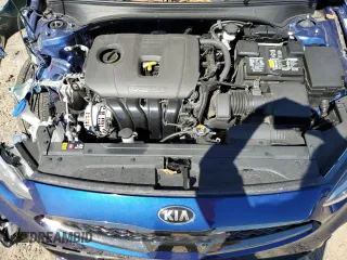 2021 Kia Forte GT-Line with VIN 3KPF34AD9ME359659, listed as a Copart auction lot 61551812 with 9,781 mi miles and Salvage title. Bid and sale history available at DreamBid. Image 7.