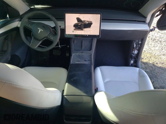 2024 Tesla Model Y Long Range with VIN 7SAYGDEE8RF002655, listed as a Copart auction lot 46422325 with 7,943 mi miles and Salvage Title. Bid and sale history available at DreamBid. Image 8.