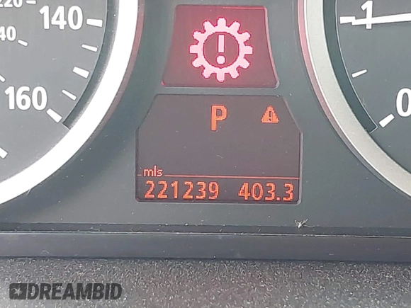 2006 BMW 5 Series 525i with VIN WBANE53536CK91416, listed as a IAAI auction lot 42076035 with 221,239 mi miles and . Bid and sale history available at DreamBid. Image 7.