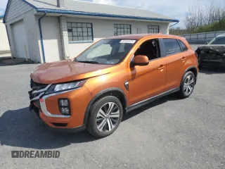 2023 Mitsubishi Outlander ES z VIN JA4ARUAU3PU010795, wystawiony jako Copart lot #54161675 z przebiegiem 29 384 mil mil oraz Szkoda całkowita • Salvage title. Historia ofert i sprzedaży dostępna na DreamBid. Obrazek 1.