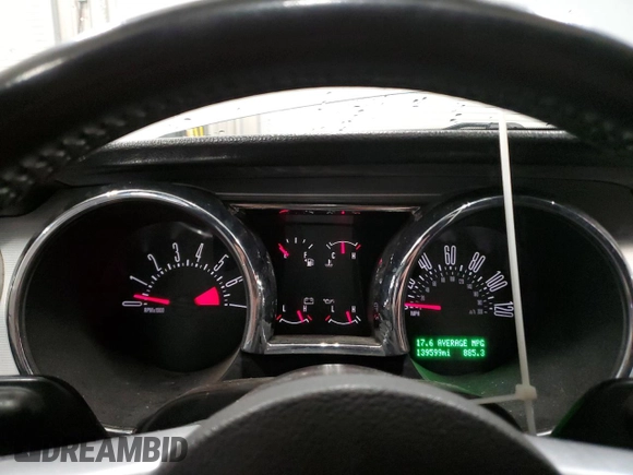 2005 Ford Mustang Deluxe with VIN 1ZVFT84N155208479, listed as a Copart auction lot 43827665 with 139,599 mi miles and Clean title. Bid and sale history available at DreamBid. Image 9.