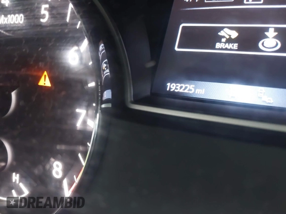 2018 Nissan Pathfinder SV z VIN 5N1DR2MM2JC602264, wystawiony jako IAAI lot #41536689 z przebiegiem 193 225 mil mil oraz . Historia ofert i sprzedaży dostępna na DreamBid. Obrazek 15.