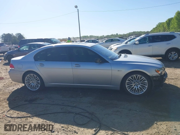 2008 BMW 7 Series 750Li with VIN WBAHN83528DT79949, listed as a IAAI auction lot 42016474 with 252,573 mi miles and . Bid and sale history available at carsss.com. Image 14.