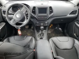 2019 Jeep Cherokee Latitude Plus z VIN 1C4PJLLB9KD204558, wystawiony jako Copart lot #54614525 z przebiegiem 31 449 mil mil oraz Szkoda całkowita • Salvage title. Historia ofert i sprzedaży dostępna na DreamBid. Obrazek 8.