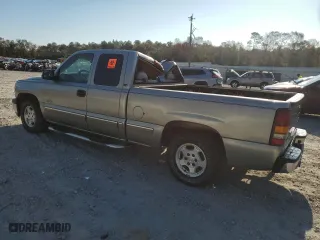 2002 Chevrolet Silverado 1500 LT with VIN 2GCEC19T821250979, listed as a Copart auction lot 82827974 with 219,131 mi miles and Salvage Title. Bid and sale history available at carsss.com. Image 2.
