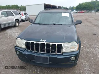 2005 Jeep Grand Cherokee Limited z VIN 1J4HR58N45C670673, wystawiony jako IAAI lot #42849069 z przebiegiem 141 435 mil mil oraz . Historia ofert i sprzedaży dostępna na DreamBid. Obrazek 6.