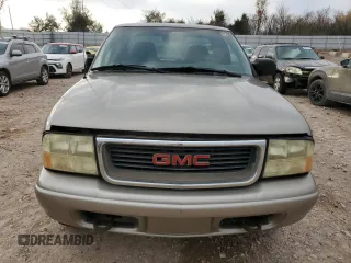 2003 GMC Sonoma SLS with VIN 1GTDT19X438288593, listed as a Copart auction lot 84070924 with 146,524 mi miles and Clean Title. Bid and sale history available at carsss.com. Image 5.
